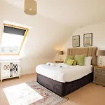 Nyaraló Townhouse With Parking *