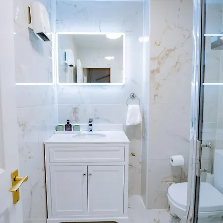 בית נופש Townhouse With Parking *