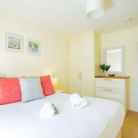 בית נופש Townhouse With Parking