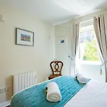 Townhouse With Parking