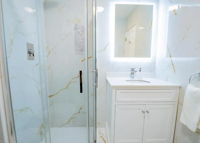 Townhouse With Parking Galway