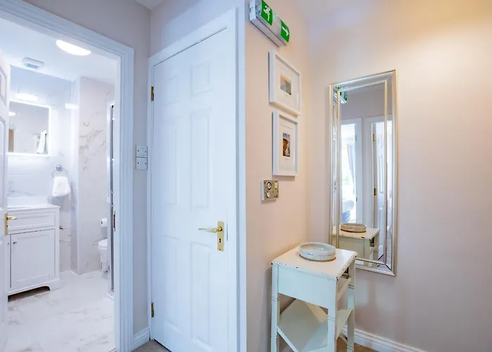 Townhouse With Parking Feriehus *