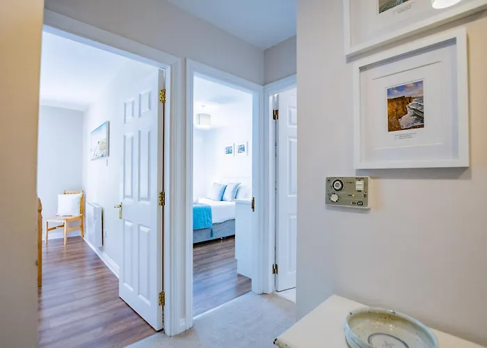 Townhouse With Parking Feriehus *