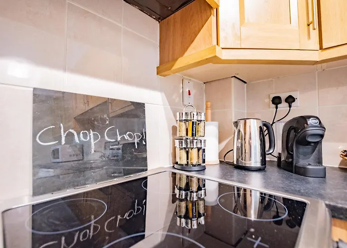 Townhouse With Parking * Galway